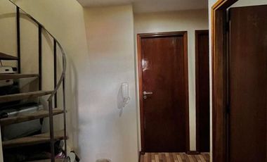 Casa en Lote Propio de 10 X 42 con Piscina y Quincho