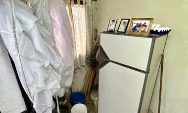 Excelente PH a refaccionar con buen potencial de 3 ambientes. Morón