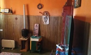 VENTA CASA A RECICLAR.  VALOR LOTE 10 X 39. LANUS