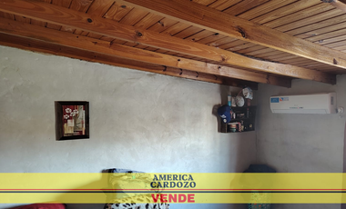 CASA 6 AMBIENTES CON AMPLIO LOCAL EN AV MAGALLANES MORENO