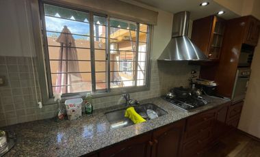 Chalet en Venta a Pasos de Las Lomitas - ¡Ubicación Inmejorable