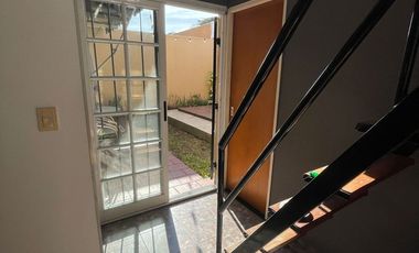 Chalet en Venta a Pasos de Las Lomitas - ¡Ubicación Inmejorable