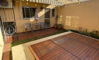 Chalet en Venta a Pasos de Las Lomitas - ¡Ubicación Inmejorable