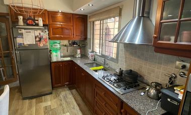 Chalet en Venta a Pasos de Las Lomitas - ¡Ubicación Inmejorable
