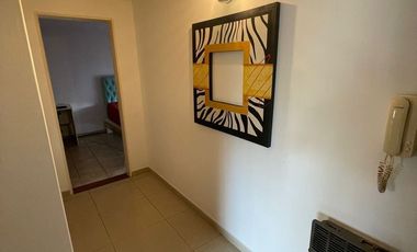 Chalet en Venta a Pasos de Las Lomitas - ¡Ubicación Inmejorable
