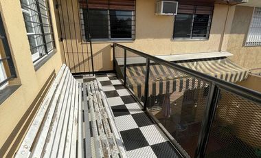 Chalet en Venta a Pasos de Las Lomitas - ¡Ubicación Inmejorable