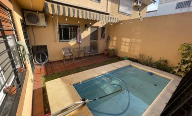 Chalet en Venta a Pasos de Las Lomitas - ¡Ubicación Inmejorable