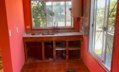 CASA ALQUILER EN PLANTA ALTA 3 AMBIENTES, PASO DEL REY