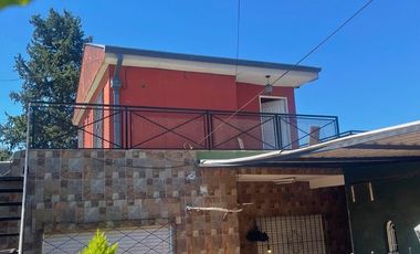 CASA ALQUILER EN PLANTA ALTA 3 AMBIENTES, PASO DEL REY