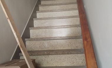 VENTA CASA 3 AMBIENTES. VILLA MADERO