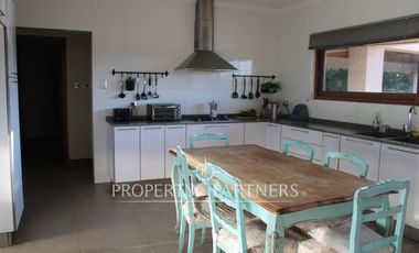 Exclusiva casa en Alto Huilquilemu