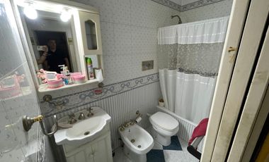 VENTA CASA MULTIFAMILIAR. LA TABLADA