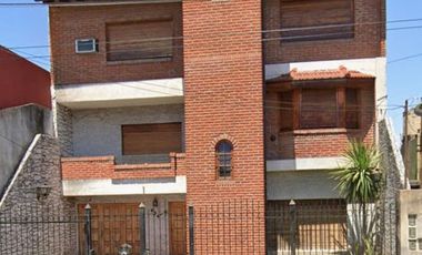 VENTA CASA MULTIFAMILIAR. LA TABLADA