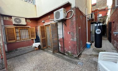 VENTA CASA MULTIFAMILIAR. LA TABLADA
