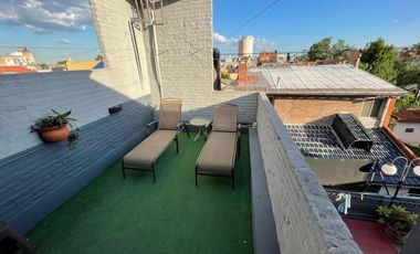 VENTA CASA MULTIFAMILIAR. LA TABLADA