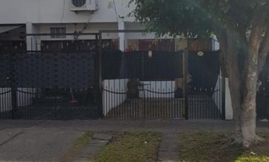 SE ALQUILA DUPLEX 3 AMBIENTES EN SAN JUSTO