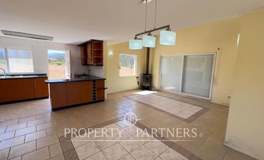 Hermosa casa en arriendo año corrido