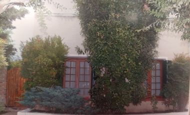 Amplia vivienda muy bien ubicada