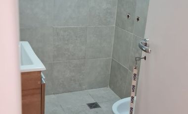 Departamento monoambiente en 1º piso con balcón al frente aptoprofesional, excelente ubicación sobre Av. Arieta y Garibaldi