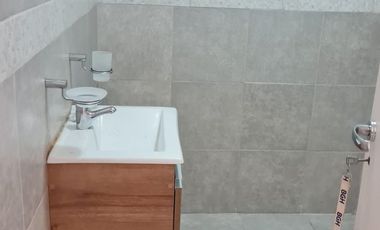 Departamento monoambiente en 1º piso con balcón al frente aptoprofesional, excelente ubicación sobre Av. Arieta y Garibaldi