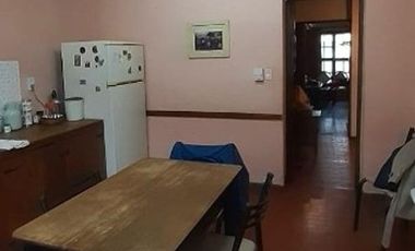 CHALET DE 3 AMBIENTES EN VENTA - ITUZAINGO NORTE