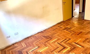 AMPLIO DEPARTAMENTO CÉNTRICO APTO CREDITO