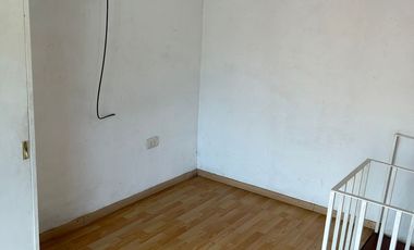 ALQUILER DE PH EN PLANTA ALTA. M.CORONADO