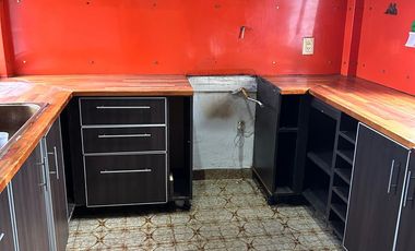 ALQUILER DE PH EN PLANTA ALTA. M.CORONADO