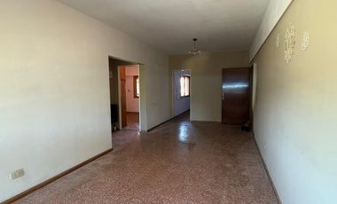 Departamento 5 ambientes en Planta Alta