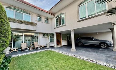 Casa en Venta en Lomas de Tecamachalco