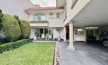 Casa en Venta en Lomas de Tecamachalco