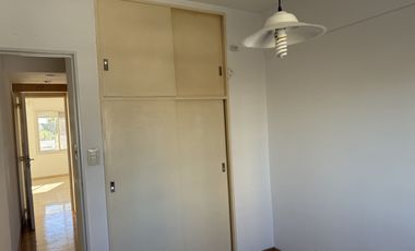 LUMINOSO 5 AMBIENTES EN EXCELENTE CONDICIONES