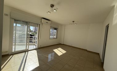 LUMINOSO 5 AMBIENTES EN EXCELENTE CONDICIONES