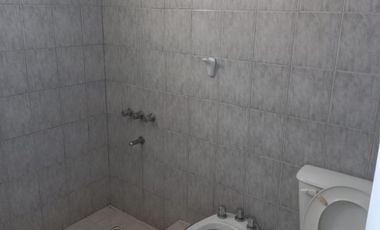 Se alquila hermoso departamento zona centro