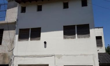 Chalet PH en 2 plantas, a 3 cuadras de Avenida Don Bosco
