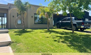 Casa en Venta Country San Sebastian, Escobar, G. B. a. Zona Norte Area 07