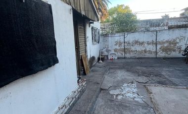 ALQUILER - PH - APTO TALLER DE COSTURA - VILLA MADERO