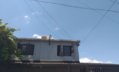 SE ALQUILA DEPTO TIPO CASA DE 3 AMB EN PLANTA ALTA, FRENTE, VILLA ADELINA