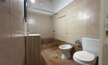 DEPARTAMENTO 3 AMBIENTES EN MORON SUR EN ALQUILER