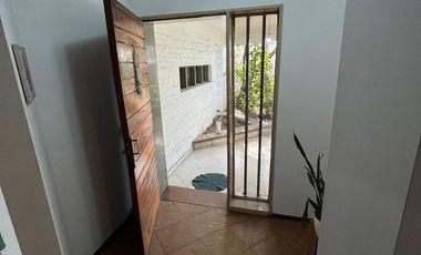 CASA céntrica ÚNICA por UBICACIÓN Oportunidad de negocio EXEPCIONAL