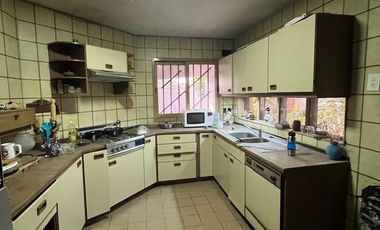 CASA céntrica ÚNICA por UBICACIÓN Oportunidad de negocio EXEPCIONAL