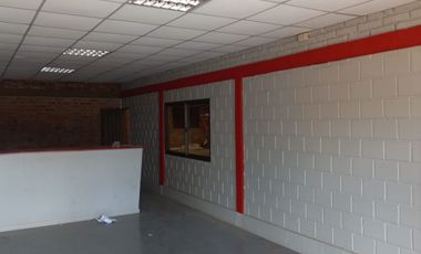 SE ALQUILA LOCAL COMERCIAL CON GALPON