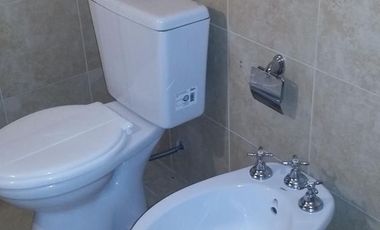 Departamento Monoambiente En Alequiler, La Roche 400, Morón