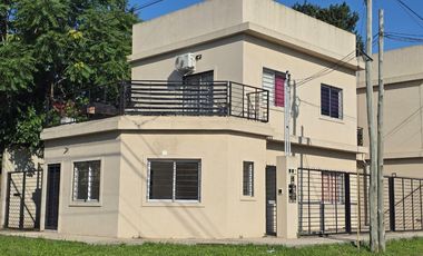 ALQUILER DE DEPARTAMENTO 2 AMBIENTES EN MONTE GRANDE - MODERNO - SINCOCHERA