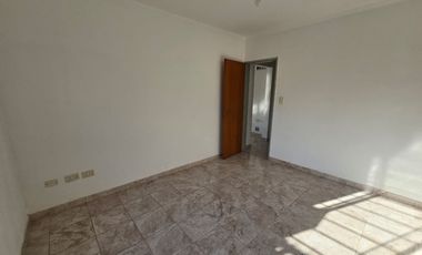 ALQUILER DE DEPARTAMENTO 2 AMBIENTES EN MONTE GRANDE - MODERNO - SINCOCHERA