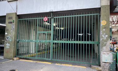 Cochera en venta en Almirante Brown