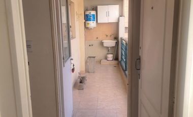 excelente 2 ambientes con balcon y patio