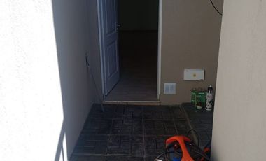 Alquiler Ph De 2 Ambientes - Patio - A Estrenar La Tablada