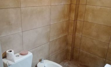 Alquiler Ph De 2 Ambientes - Patio - A Estrenar La Tablada