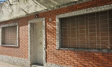 Lote con Unidades en Block + Local en esquina y Cochera